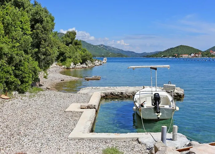 With Parking Space Luka, Peljesac - 16229 Ston